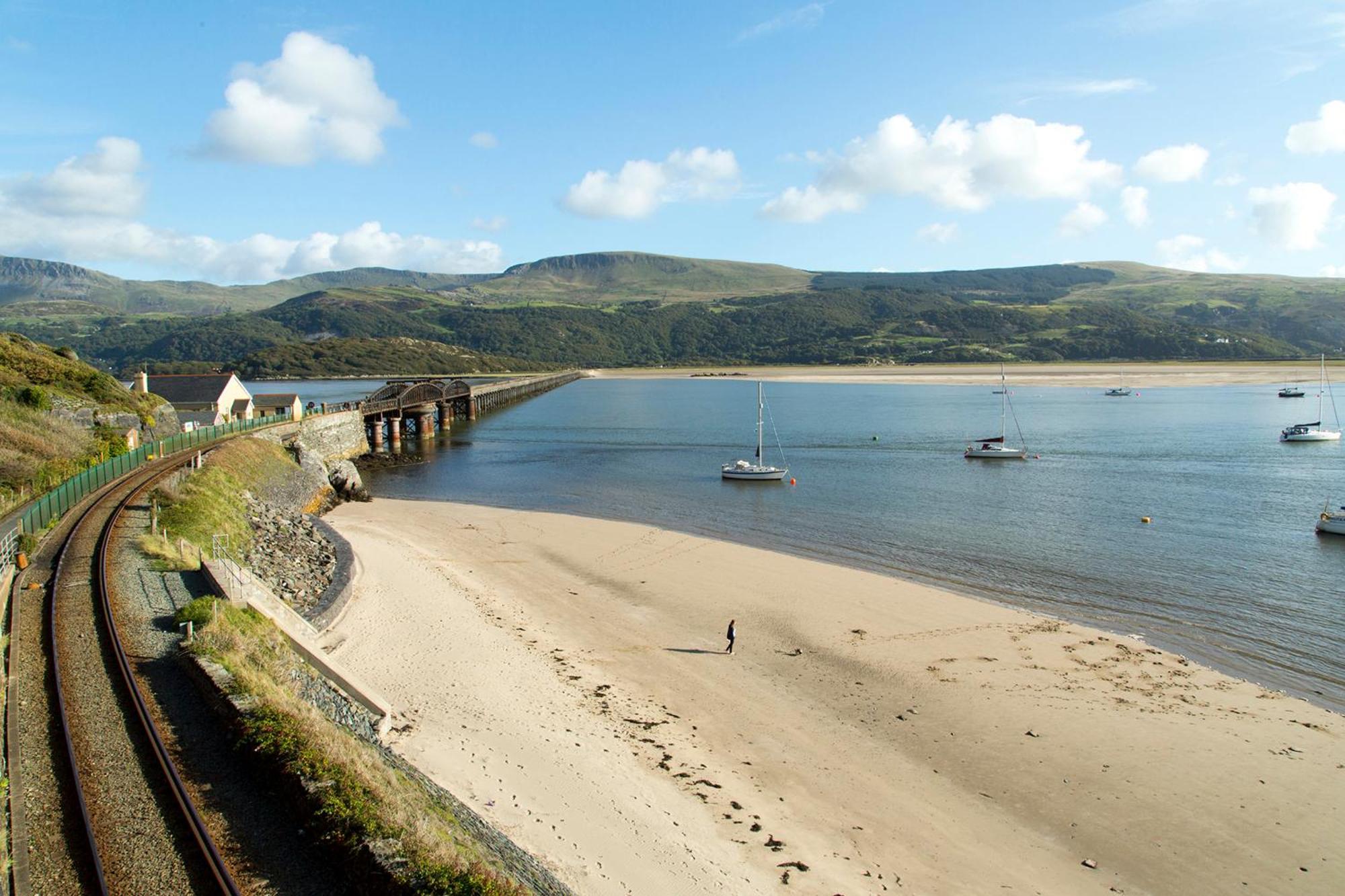 Barmouth Bay Holiday Park Llanddwywe Екстер'єр фото
