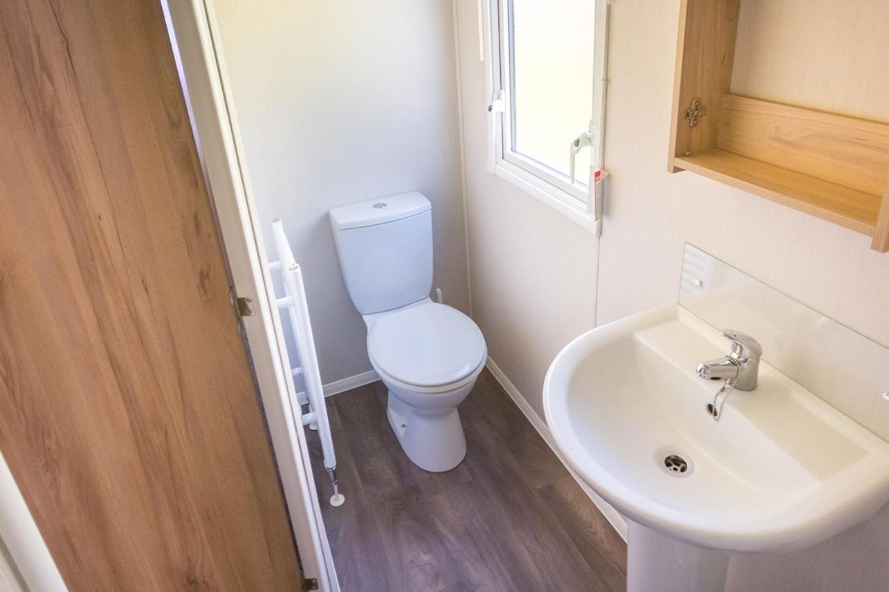 Barmouth Bay Holiday Park Llanddwywe Номер фото